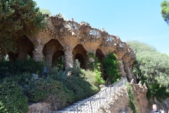 Barcelona_Park_Guell_Rough_Pillars_2