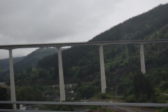 Road_to_San_Sebastian_Train_Bridge