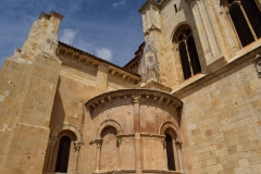 León_Cathedral_4