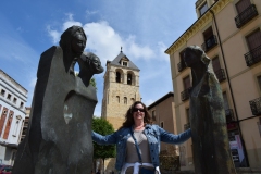 Statues of the León royals from the 15th century.